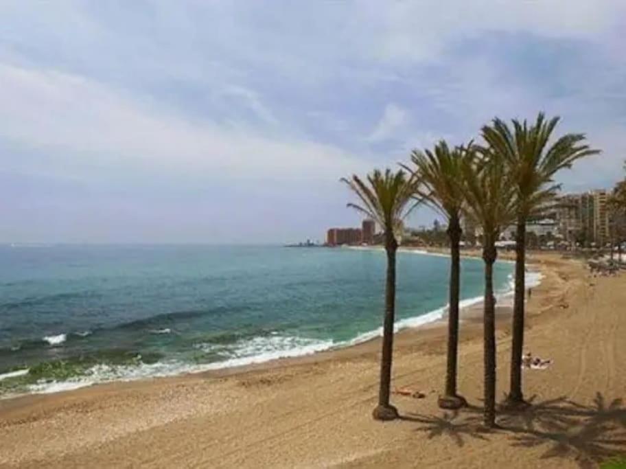Elegante Alojamiento Con Piscina A 200 M Del Mar. Apartment Benalmadena Exterior photo