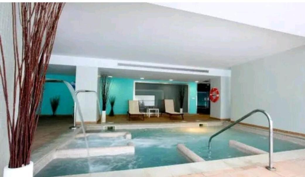 Elegante Alojamiento Con Piscina A 200 M Del Mar. Apartment Benalmadena Exterior photo