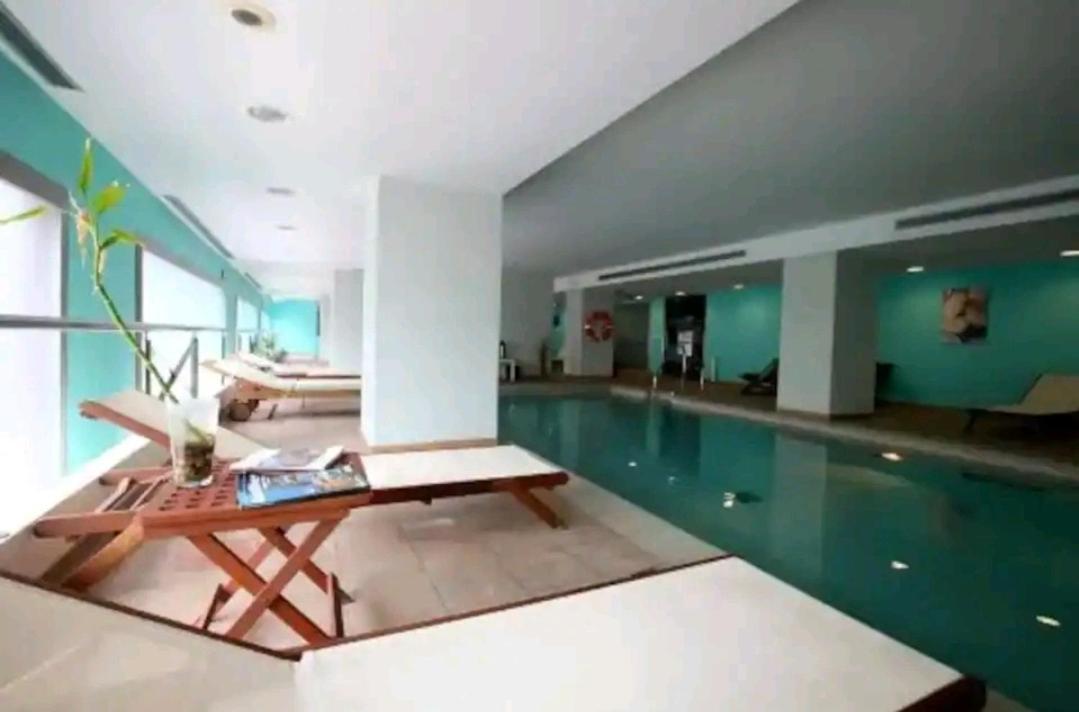 Elegante Alojamiento Con Piscina A 200 M Del Mar. Apartment Benalmadena Exterior photo